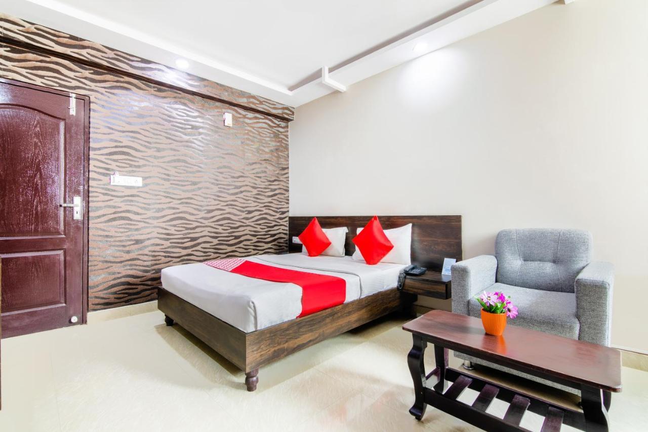 Hotel Central Suites Bangalore Exterior photo